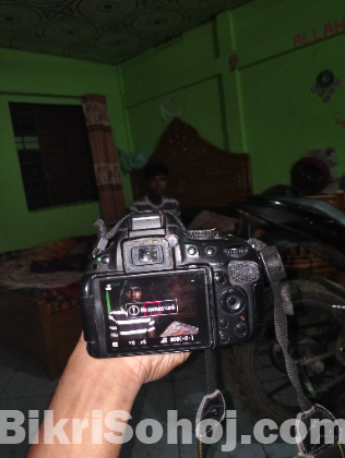 Nikon D5100 Camera with Lens,charger,battery